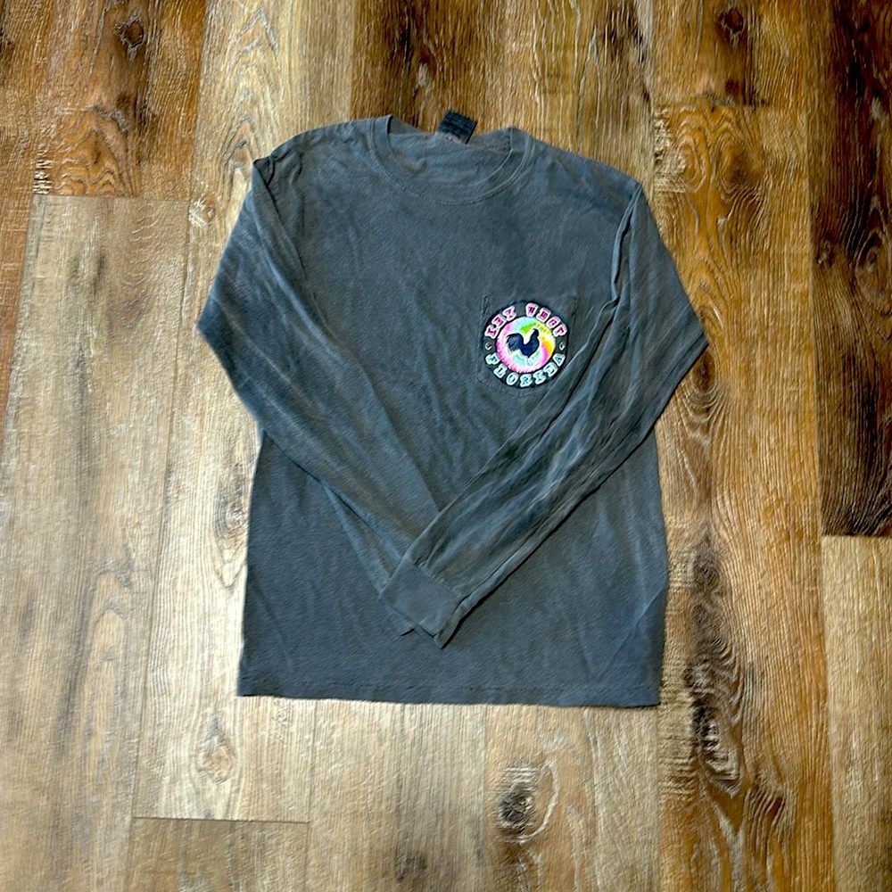 NEVER WORN LONG SLEEVE TEE!!